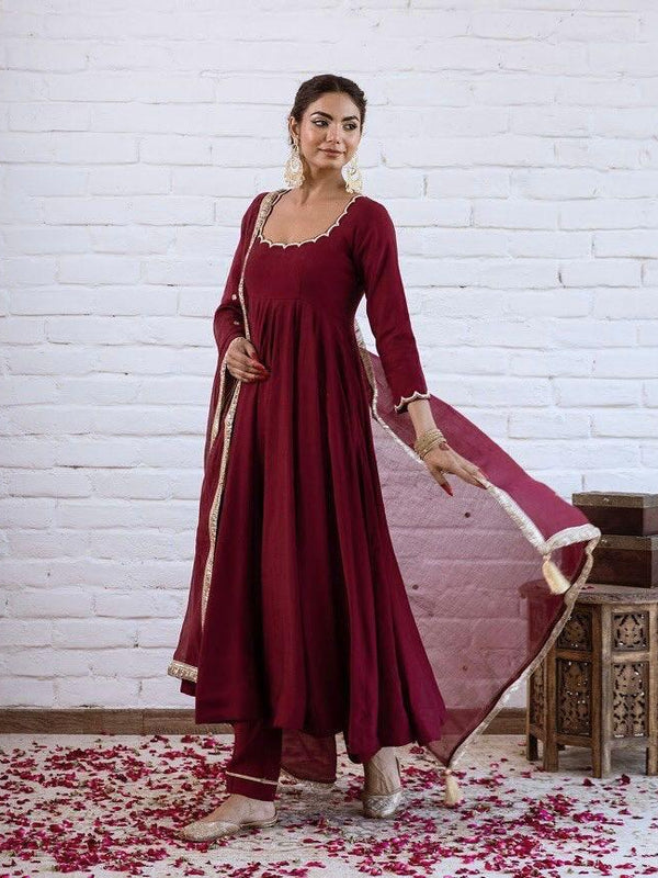 Women's Chanderi Silk Solid Kurti Pant Set with Silk Blend Dupatta