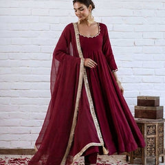 Women's Chanderi Silk Solid Kurti Pant Set with Silk Blend Dupatta