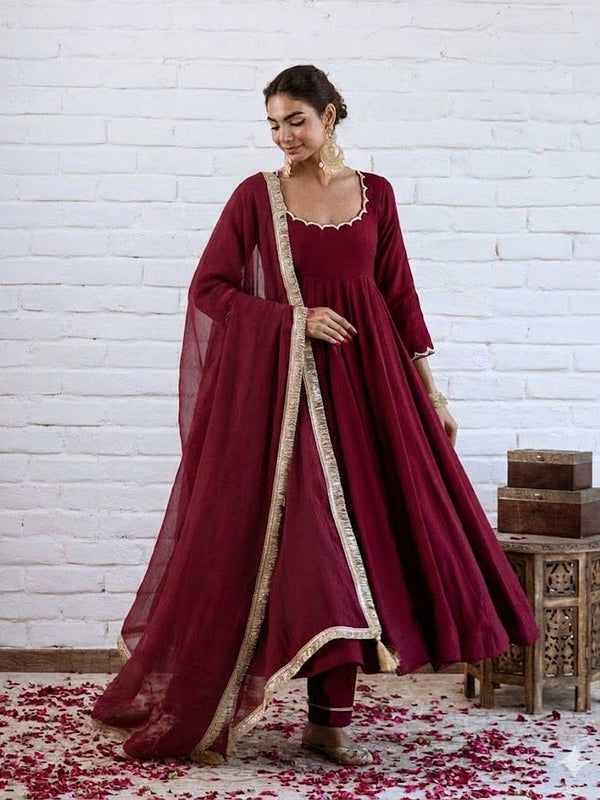 Women's Chanderi Silk Solid Kurti Pant Set with Silk Blend Dupatta