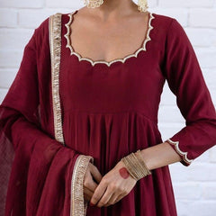 Women's Chanderi Silk Solid Kurti Pant Set with Silk Blend Dupatta