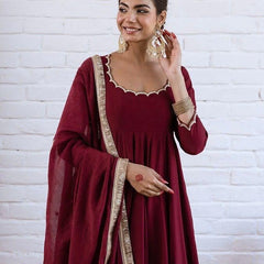 Women's Chanderi Silk Solid Kurti Pant Set with Silk Blend Dupatta