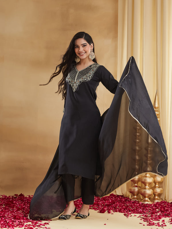 Rayon Slub Embroidered Kurti Pant Set with Chinon Dupatta