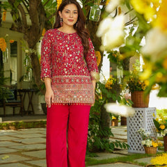 Women's Heavy Crepe Silk Embroidered Kurti Pant Set