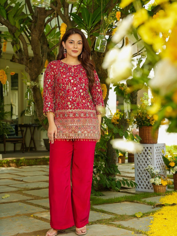 Women's Heavy Crepe Silk Embroidered Kurti Pant Set