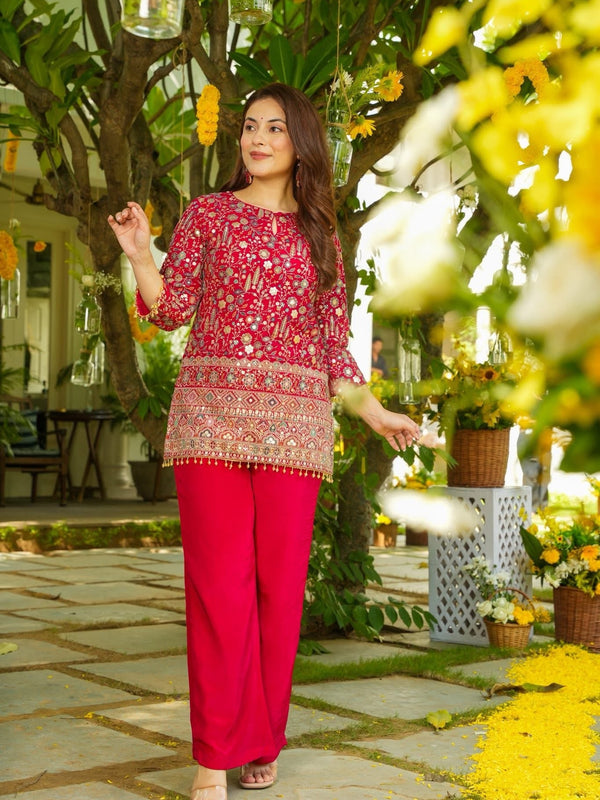 Women's Heavy Crepe Silk Embroidered Kurti Pant Set