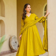 Viscose Chanderi Embroidered Kurti Pant Set with Embellished Chanderi Dupatta