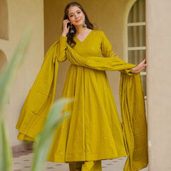 Viscose Chanderi Embroidered Kurti Pant Set with Embellished Chanderi Dupatta
