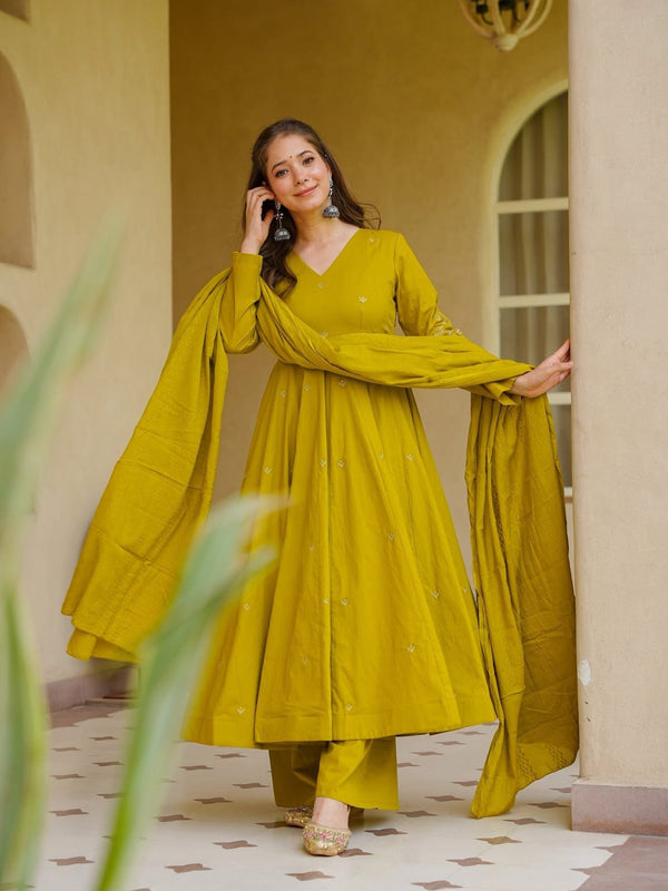 Viscose Chanderi Embroidered Kurti Pant Set with Embellished Chanderi Dupatta