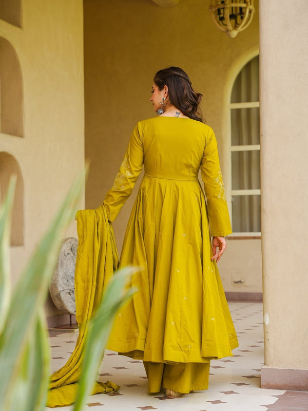 Viscose Chanderi Embroidered Kurti Pant Set with Embellished Chanderi Dupatta
