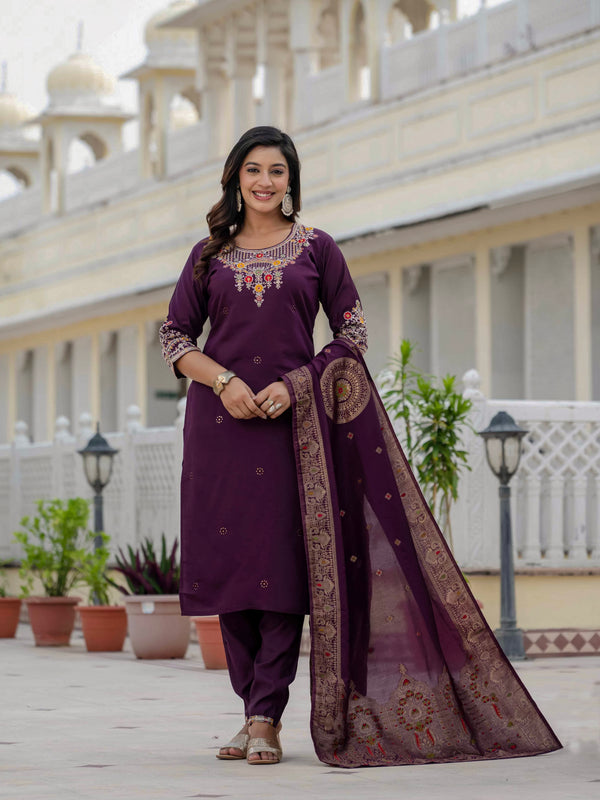 Elegant Straight Kurti Pant Dupatta Set
