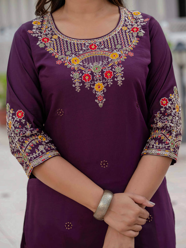 Elegant Straight Kurti Pant Dupatta Set