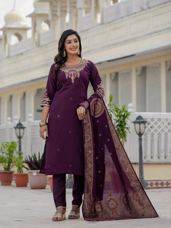 Elegant Straight Kurti Pant Dupatta Set