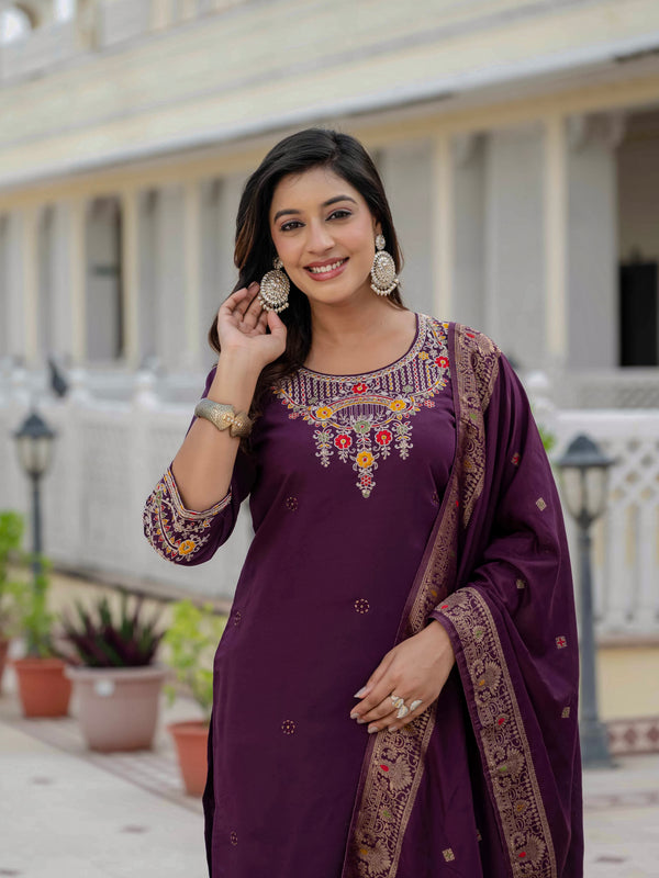 Elegant Straight Kurti Pant Dupatta Set