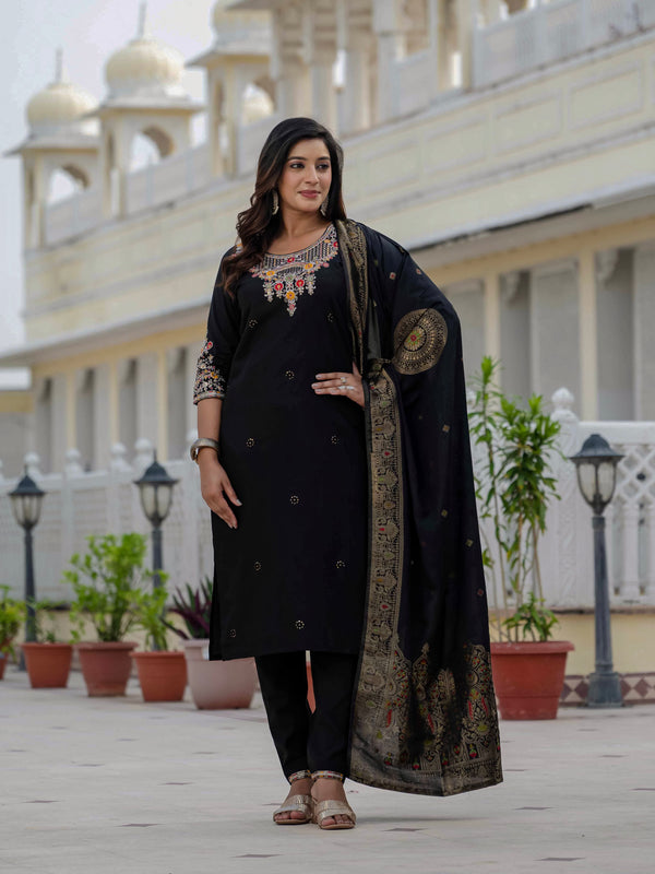 Elegant Straight Kurti Pant Dupatta Set