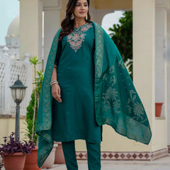 Elegant Straight Kurti Pant Dupatta Set