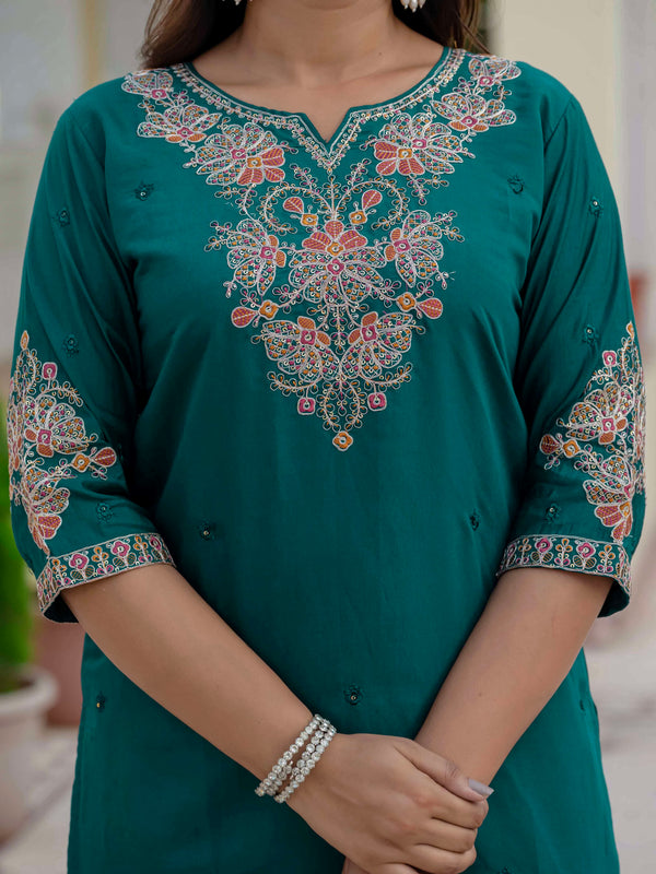 Elegant Straight Kurti Pant Dupatta Set