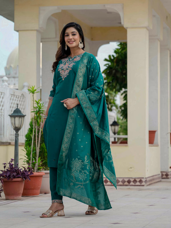Elegant Straight Kurti Pant Dupatta Set