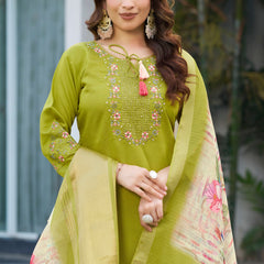 Elegant Straight Kurti Pant Dupatta Set