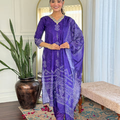 French Crepe With Print Kurti Pant Set With Dupatta (Straight Suit Set)