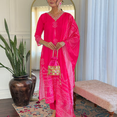 French Crepe With Print Kurti Pant Set With Dupatta (Straight Suit Set)