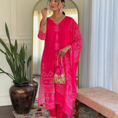 French Crepe With Print Kurti Pant Set With Dupatta (Straight Suit Set)